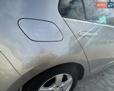 Серый Фольксваген e-Golf, объемом двигателя 0 л и пробегом 53 тыс. км за 11000 $, фото 12 на Automoto.ua