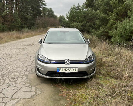 Серый Фольксваген e-Golf, объемом двигателя 0 л и пробегом 85 тыс. км за 12300 $, фото 2 на Automoto.ua