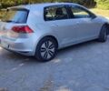 Серый Фольксваген e-Golf, объемом двигателя 0 л и пробегом 58 тыс. км за 8100 $, фото 2 на Automoto.ua