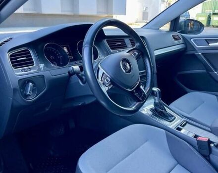 Серый Фольксваген e-Golf, объемом двигателя 0 л и пробегом 119 тыс. км за 10700 $, фото 21 на Automoto.ua