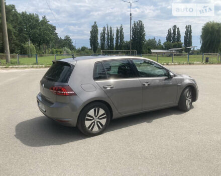 Серый Фольксваген e-Golf, объемом двигателя 0 л и пробегом 74 тыс. км за 14900 $, фото 4 на Automoto.ua