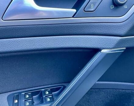 Серый Фольксваген e-Golf, объемом двигателя 0 л и пробегом 119 тыс. км за 10700 $, фото 19 на Automoto.ua