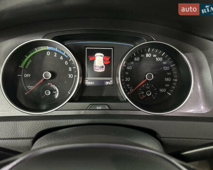 Сірий Фольксваген e-Golf, об'ємом двигуна 0 л та пробігом 99 тис. км за 9500 $, фото 11 на Automoto.ua