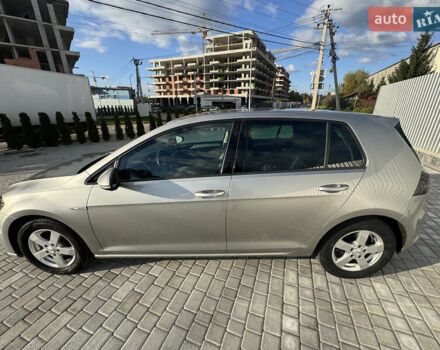 Серый Фольксваген e-Golf, объемом двигателя 0 л и пробегом 53 тыс. км за 11000 $, фото 3 на Automoto.ua