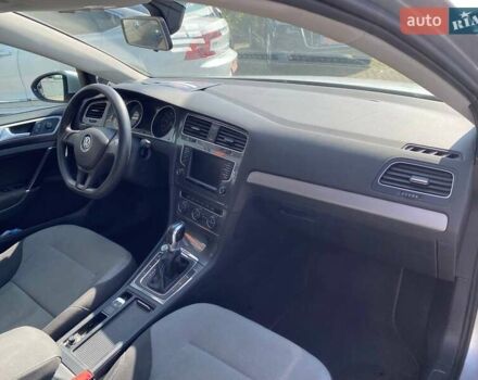 Серый Фольксваген e-Golf, объемом двигателя 0 л и пробегом 115 тыс. км за 8500 $, фото 6 на Automoto.ua