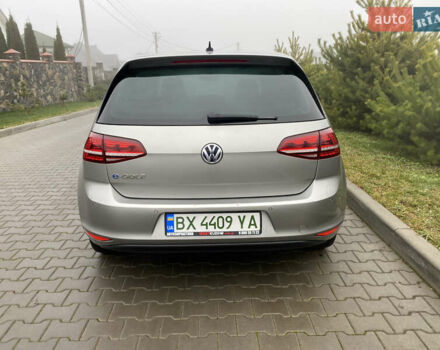 Серый Фольксваген e-Golf, объемом двигателя 0 л и пробегом 110 тыс. км за 8800 $, фото 10 на Automoto.ua