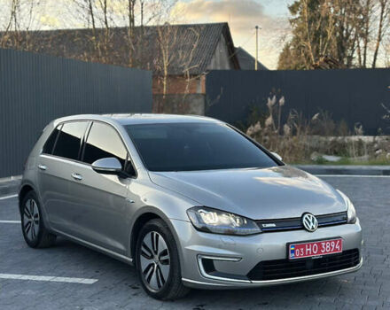 Серый Фольксваген e-Golf, объемом двигателя 0 л и пробегом 159 тыс. км за 9000 $, фото 11 на Automoto.ua