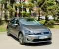 Серый Фольксваген e-Golf, объемом двигателя 0 л и пробегом 110 тыс. км за 9199 $, фото 1 на Automoto.ua