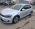Серый Фольксваген e-Golf, объемом двигателя 0 л и пробегом 140 тыс. км за 9200 $, фото 2 на Automoto.ua