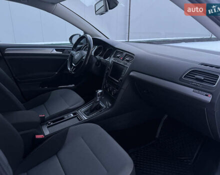 Серый Фольксваген e-Golf, объемом двигателя 0 л и пробегом 90 тыс. км за 8700 $, фото 13 на Automoto.ua