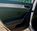 Серый Фольксваген e-Golf, объемом двигателя 0 л и пробегом 130 тыс. км за 8900 $, фото 34 на Automoto.ua