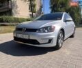 Серый Фольксваген e-Golf, объемом двигателя 0 л и пробегом 60 тыс. км за 8999 $, фото 1 на Automoto.ua