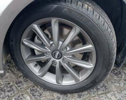 Серый Фольксваген e-Golf, объемом двигателя 0 л и пробегом 77 тыс. км за 8700 $, фото 13 на Automoto.ua