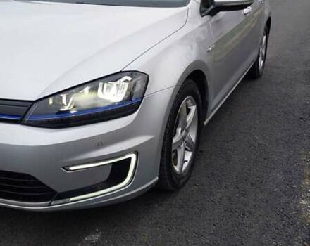 Серый Фольксваген e-Golf, объемом двигателя 0 л и пробегом 92 тыс. км за 9500 $, фото 1 на Automoto.ua