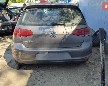 Серый Фольксваген e-Golf, объемом двигателя 0 л и пробегом 103 тыс. км за 6900 $, фото 7 на Automoto.ua