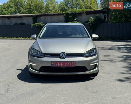 Серый Фольксваген e-Golf, объемом двигателя 0 л и пробегом 140 тыс. км за 7950 $, фото 1 на Automoto.ua