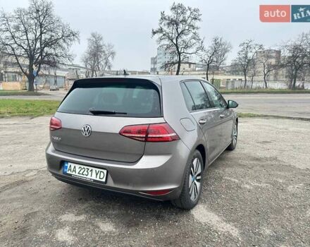 Серый Фольксваген e-Golf, объемом двигателя 0 л и пробегом 107 тыс. км за 10300 $, фото 2 на Automoto.ua