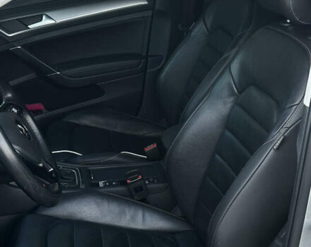 Серый Фольксваген e-Golf, объемом двигателя 0 л и пробегом 159 тыс. км за 9000 $, фото 15 на Automoto.ua