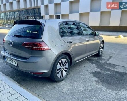 Серый Фольксваген e-Golf, объемом двигателя 0 л и пробегом 119 тыс. км за 10700 $, фото 1 на Automoto.ua