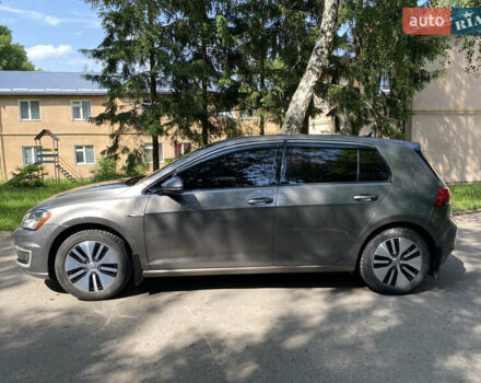 Серый Фольксваген e-Golf, объемом двигателя 0 л и пробегом 73 тыс. км за 8900 $, фото 3 на Automoto.ua