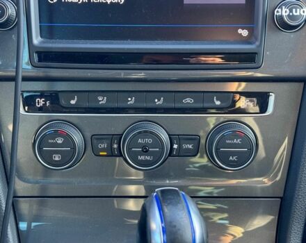 Серый Фольксваген e-Golf, объемом двигателя 0 л и пробегом 72 тыс. км за 11390 $, фото 30 на Automoto.ua