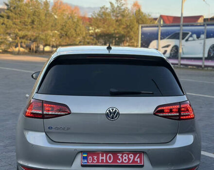 Серый Фольксваген e-Golf, объемом двигателя 0 л и пробегом 159 тыс. км за 9000 $, фото 7 на Automoto.ua