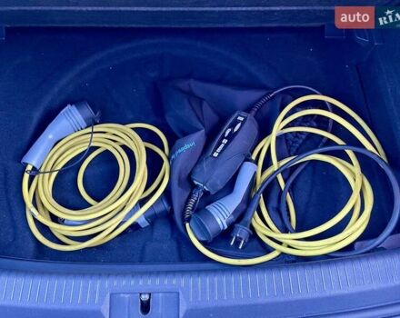 Серый Фольксваген e-Golf, объемом двигателя 0 л и пробегом 119 тыс. км за 10700 $, фото 56 на Automoto.ua