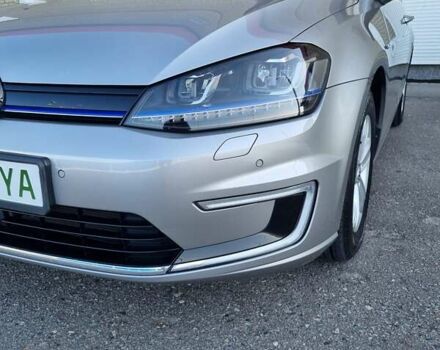Сірий Фольксваген e-Golf, об'ємом двигуна 0 л та пробігом 48 тис. км за 12000 $, фото 7 на Automoto.ua