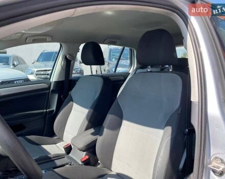 Серый Фольксваген e-Golf, объемом двигателя 0 л и пробегом 115 тыс. км за 8500 $, фото 17 на Automoto.ua