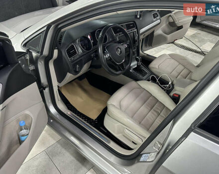 Сірий Фольксваген e-Golf, об'ємом двигуна 0 л та пробігом 99 тис. км за 9500 $, фото 4 на Automoto.ua