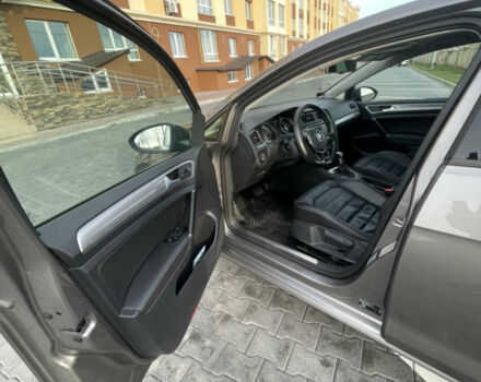 Сірий Фольксваген e-Golf, об'ємом двигуна 0 л та пробігом 121 тис. км за 10999 $, фото 5 на Automoto.ua