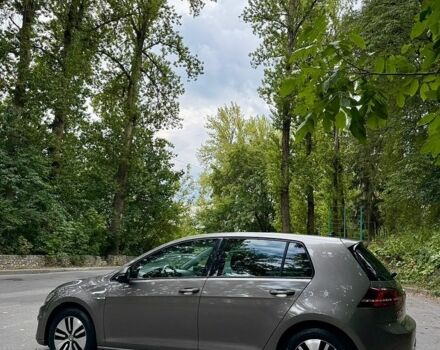 Сірий Фольксваген e-Golf, об'ємом двигуна 0 л та пробігом 112 тис. км за 8799 $, фото 8 на Automoto.ua