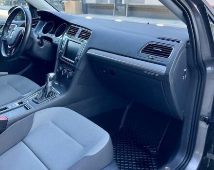 Серый Фольксваген e-Golf, объемом двигателя 0 л и пробегом 119 тыс. км за 10700 $, фото 47 на Automoto.ua