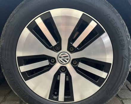 Серый Фольксваген e-Golf, объемом двигателя 0 л и пробегом 134 тыс. км за 9450 $, фото 21 на Automoto.ua