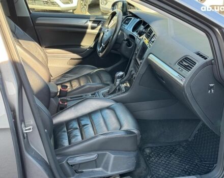 Серый Фольксваген e-Golf, объемом двигателя 0 л и пробегом 72 тыс. км за 11390 $, фото 24 на Automoto.ua