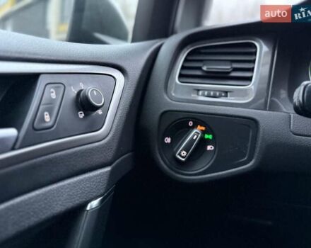 Сірий Фольксваген e-Golf, об'ємом двигуна 0 л та пробігом 152 тис. км за 7999 $, фото 23 на Automoto.ua