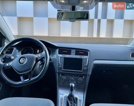 Серый Фольксваген e-Golf, объемом двигателя 0 л и пробегом 119 тыс. км за 10700 $, фото 23 на Automoto.ua