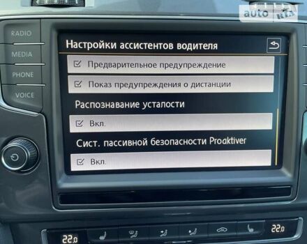 Серый Фольксваген e-Golf, объемом двигателя 0 л и пробегом 70 тыс. км за 13400 $, фото 25 на Automoto.ua