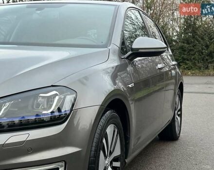Серый Фольксваген e-Golf, объемом двигателя 0 л и пробегом 127 тыс. км за 8850 $, фото 18 на Automoto.ua
