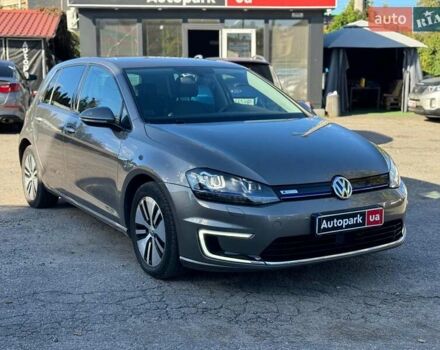 Серый Фольксваген e-Golf, объемом двигателя 0 л и пробегом 72 тыс. км за 11390 $, фото 1 на Automoto.ua