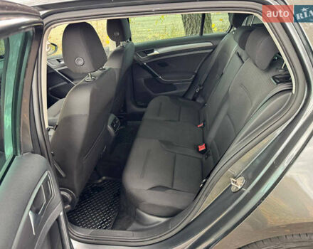 Серый Фольксваген e-Golf, объемом двигателя 0 л и пробегом 194 тыс. км за 11650 $, фото 14 на Automoto.ua