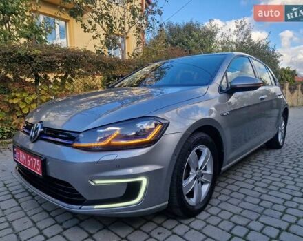 Серый Фольксваген e-Golf, объемом двигателя 0 л и пробегом 133 тыс. км за 12200 $, фото 2 на Automoto.ua