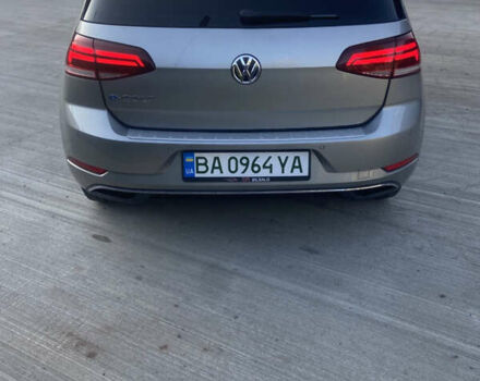 Серый Фольксваген e-Golf, объемом двигателя 0 л и пробегом 135 тыс. км за 14500 $, фото 8 на Automoto.ua