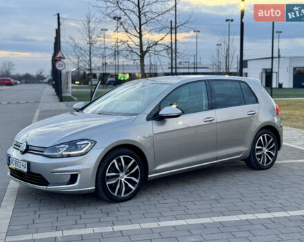Серый Фольксваген e-Golf, объемом двигателя 0 л и пробегом 151 тыс. км за 12400 $, фото 2 на Automoto.ua