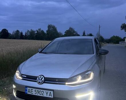 Серый Фольксваген e-Golf, объемом двигателя 0 л и пробегом 103 тыс. км за 15300 $, фото 3 на Automoto.ua