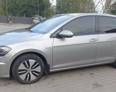 Серый Фольксваген e-Golf, объемом двигателя 0 л и пробегом 118 тыс. км за 13900 $, фото 8 на Automoto.ua