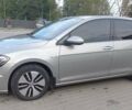 Серый Фольксваген e-Golf, объемом двигателя 0 л и пробегом 118 тыс. км за 13900 $, фото 8 на Automoto.ua