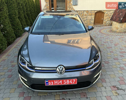 Серый Фольксваген e-Golf, объемом двигателя 0 л и пробегом 149 тыс. км за 12999 $, фото 57 на Automoto.ua