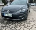 Серый Фольксваген e-Golf, объемом двигателя 0 л и пробегом 113 тыс. км за 12900 $, фото 1 на Automoto.ua