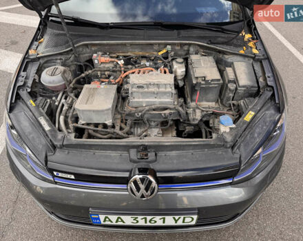 Сірий Фольксваген e-Golf, об'ємом двигуна 0 л та пробігом 190 тис. км за 11500 $, фото 10 на Automoto.ua